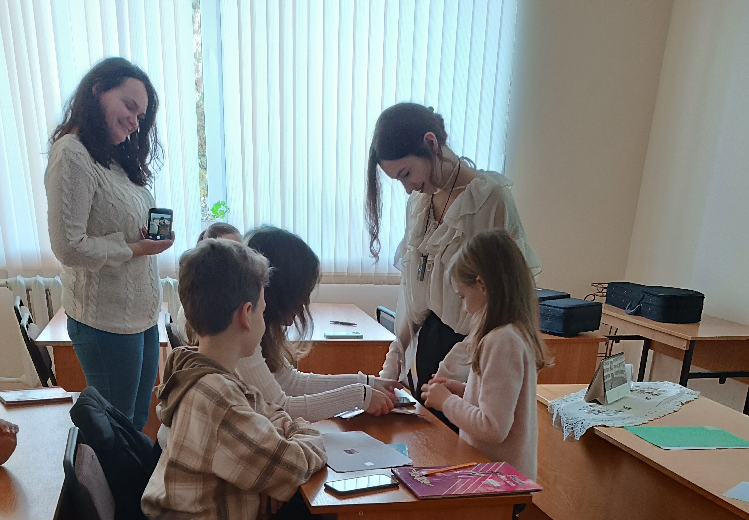 У випускників-теоретиків розпочато відкриті уроки з педагогічної практики