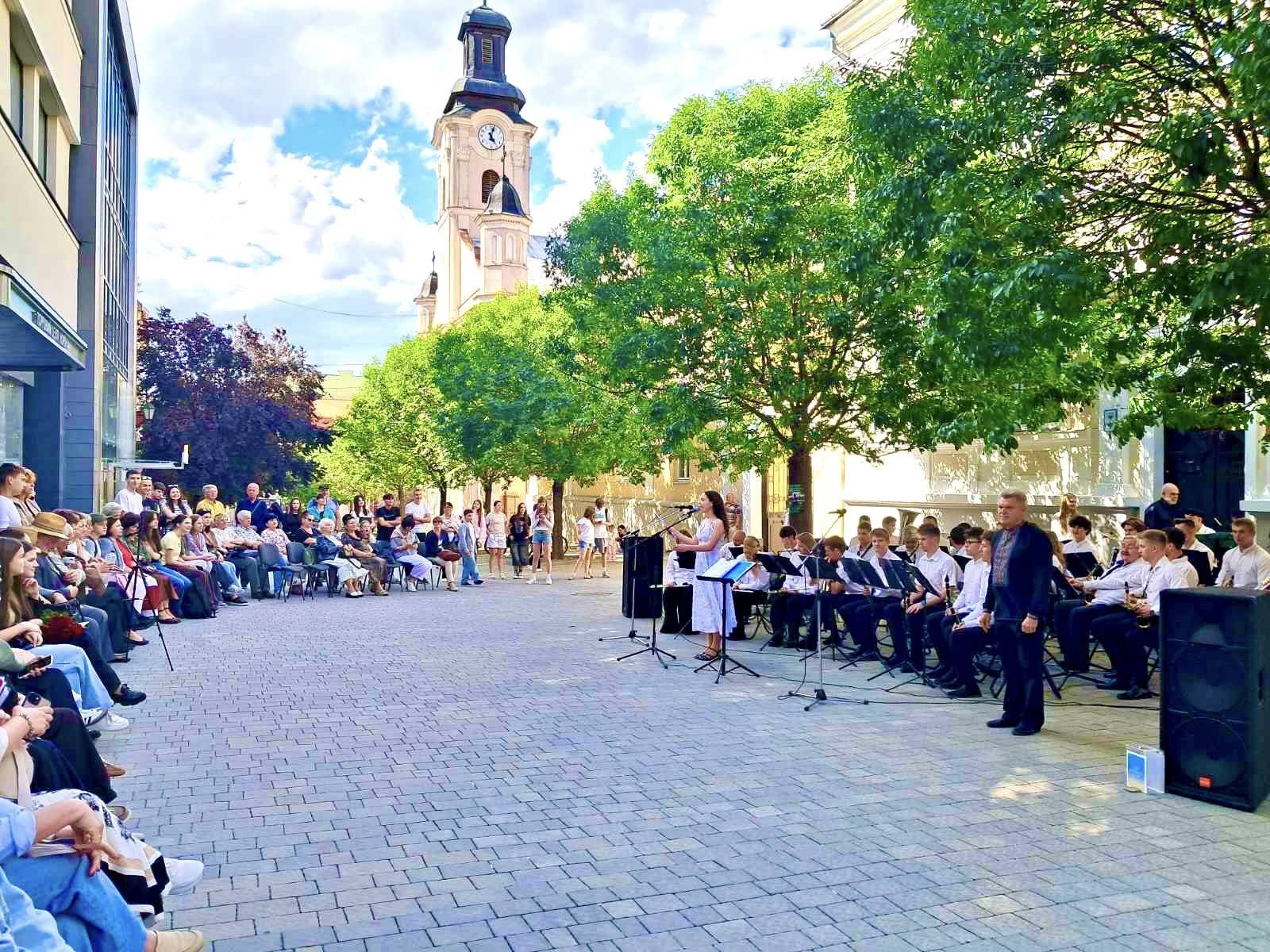 «Травневий Променад духового оркестру»