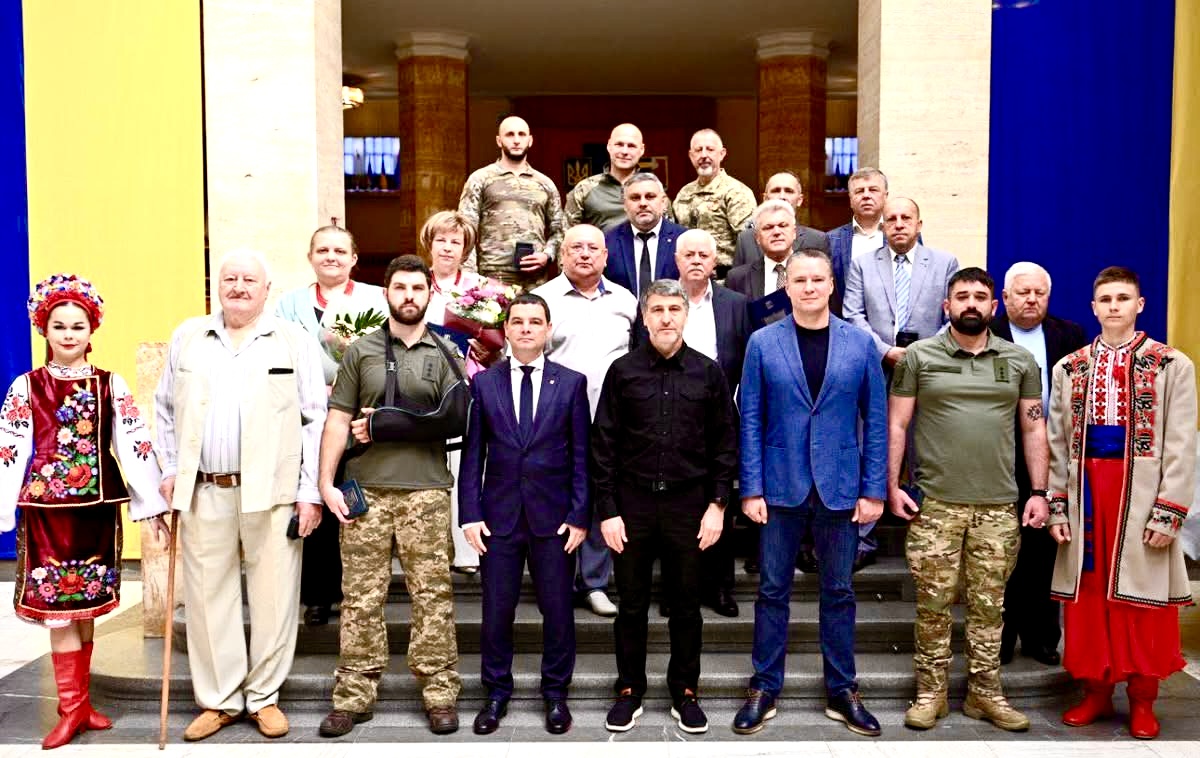На ХХ сесії Обласної ради вручили нагороди