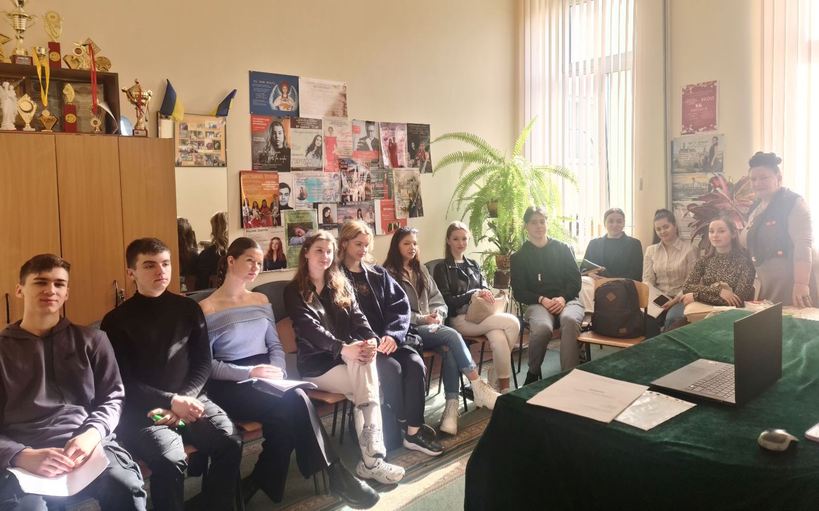 Читання рефератів студентів 3 та 4 курсів відділу 