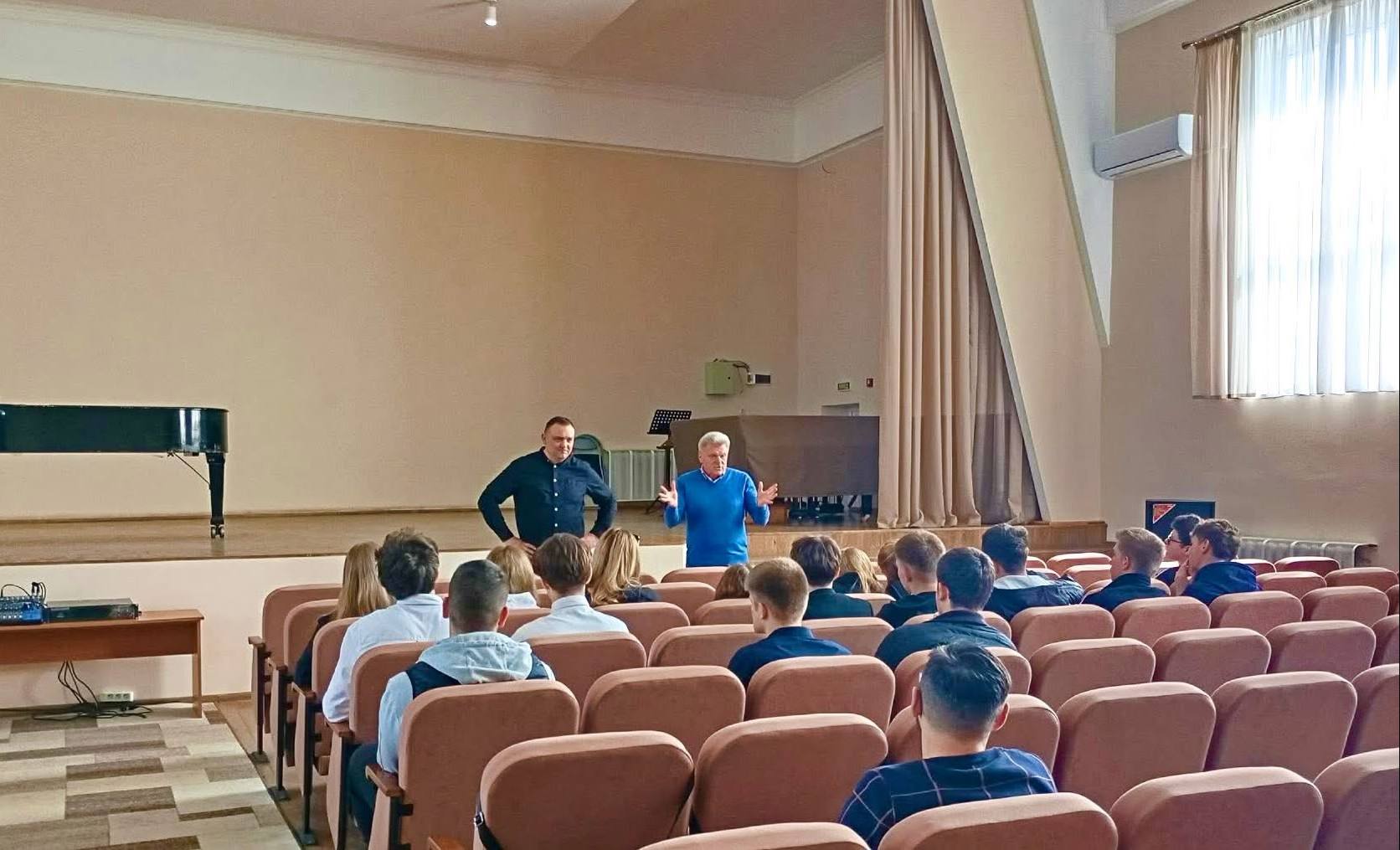Зустріч із випускником – крок до професійного майбутнього!